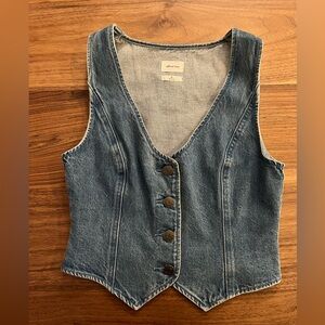 Aritzia Wilfred Free Denim Vest